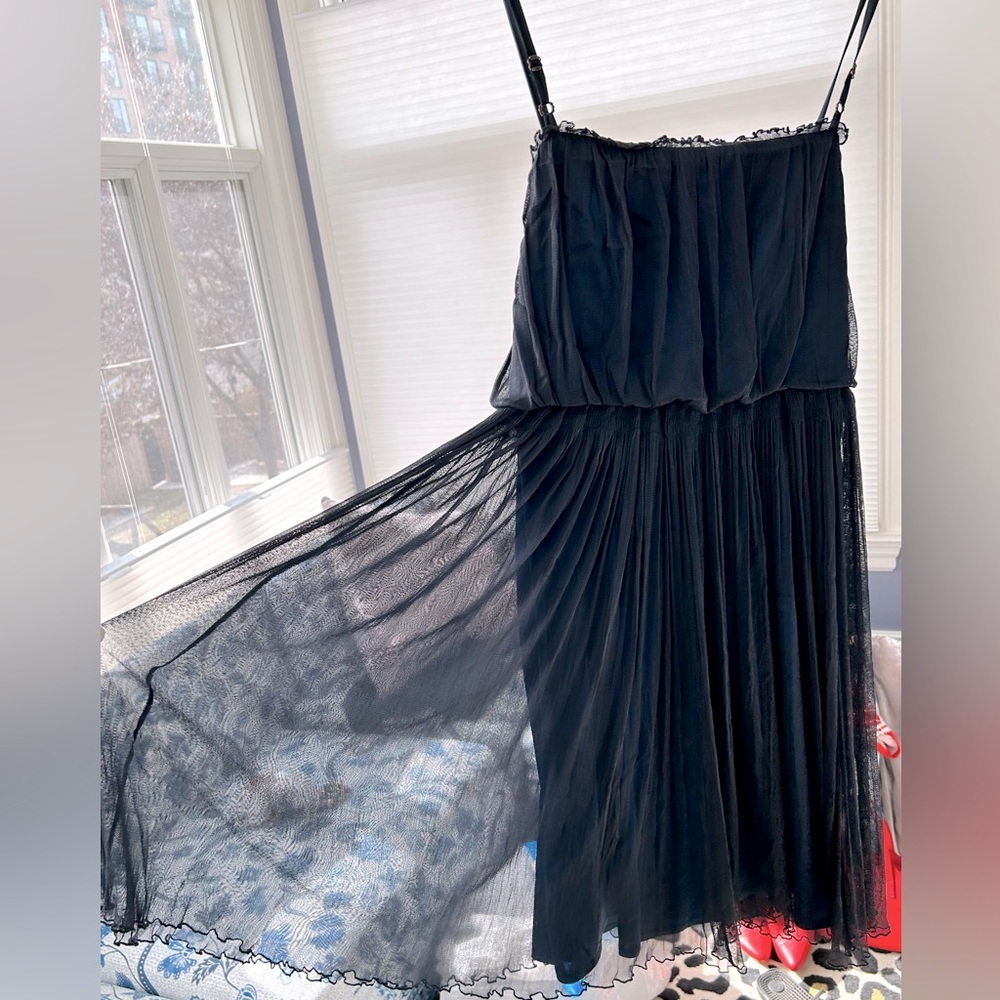 Laundry by Shelli Segal blue cocktail dress size 4.